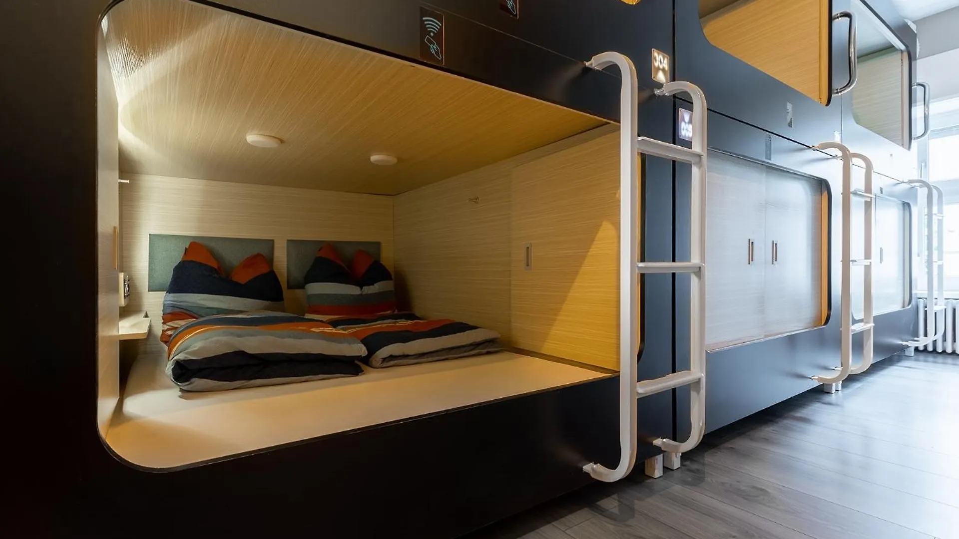 Mue Cubes Hotel Gundelfingen  Capsule hotel Gundelfingen (Breisgau)
