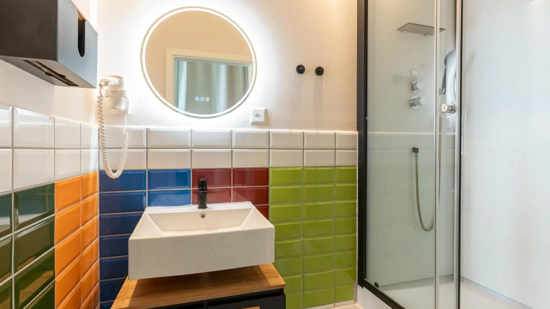 Mue Cubes Hotel Gundelfingen  0*, Gundelfingen (Breisgau) Germany